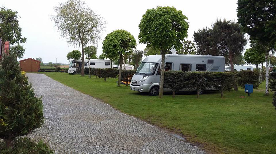 Majutus Łebas - toad, bangalod, puidust, Hollandi majad, telkimisala Poolas