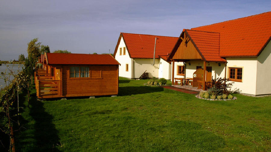 Majutus Łebas - toad, bangalod, puidust, Hollandi majad, telkimisala Poolas